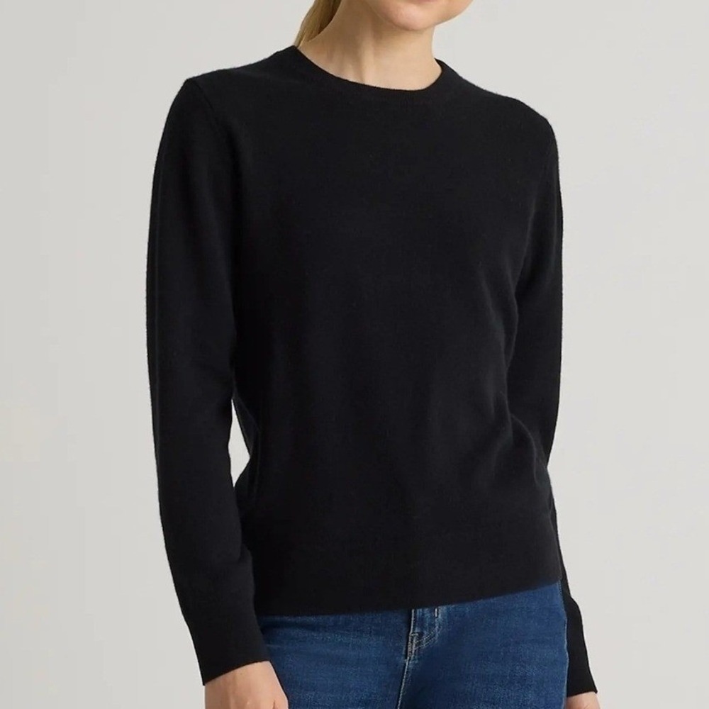 Quince Women S NWT Cashmere Crewneck Sweater Black Quiet Luxury Minimalist Prepp